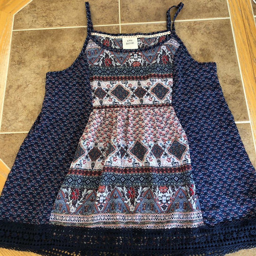 Patterned Tank